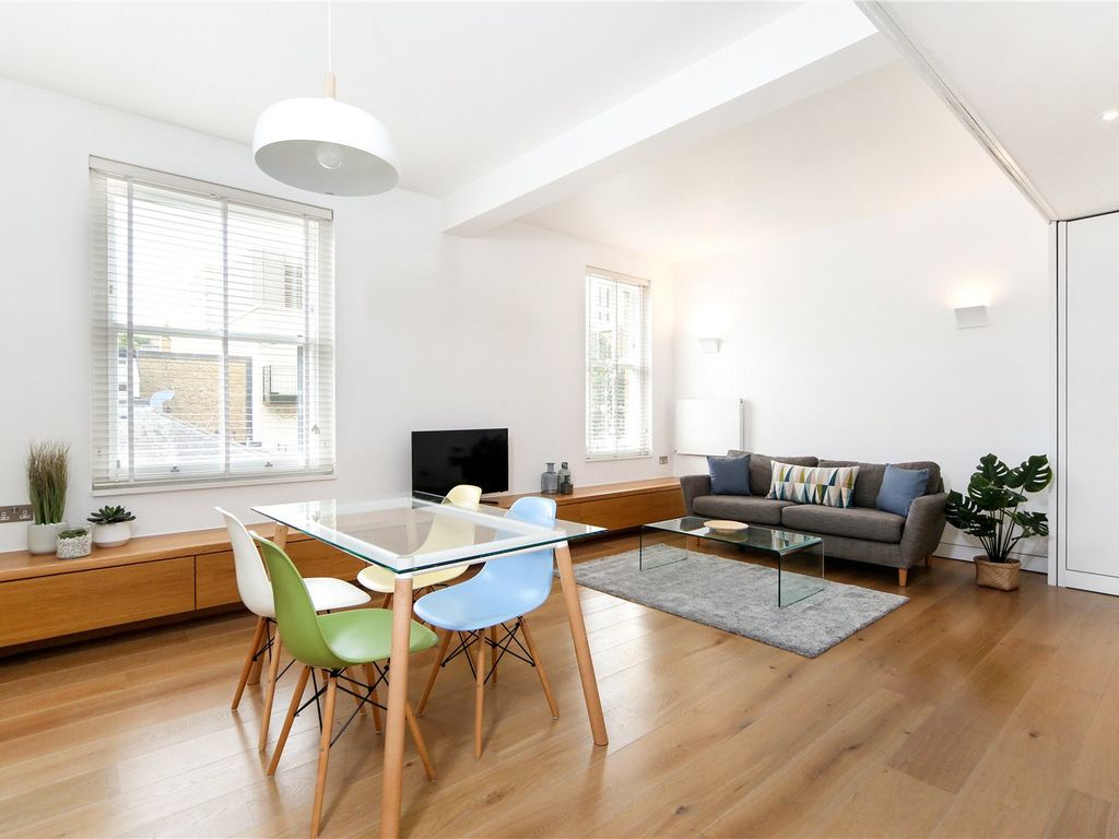 2 bed flat to rent in Kent House, 34 Kensington Court, Kensington