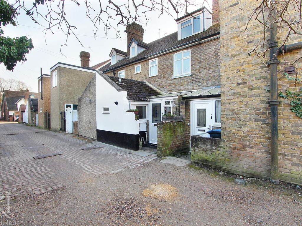 4 bed terraced house for sale in Glenmire Terrace, Stanstead Abbotts, Ware SG12, £420,000 Zoopla