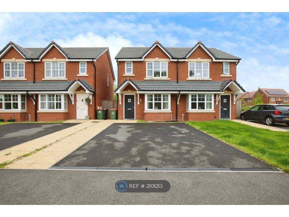 3 bed semidetached house to rent in Lea Road, Lea Town, Preston PR4, £