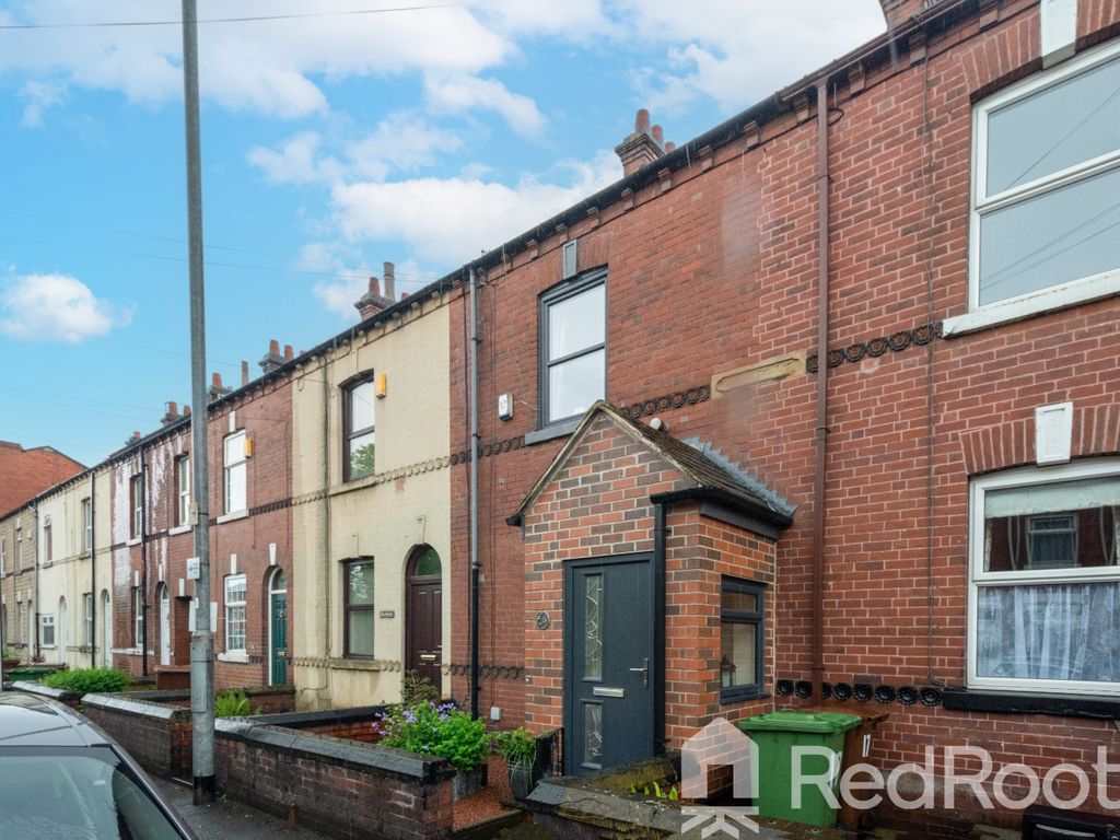 3 bed terraced house for sale in Alverthorpe Road, Wakefield, West