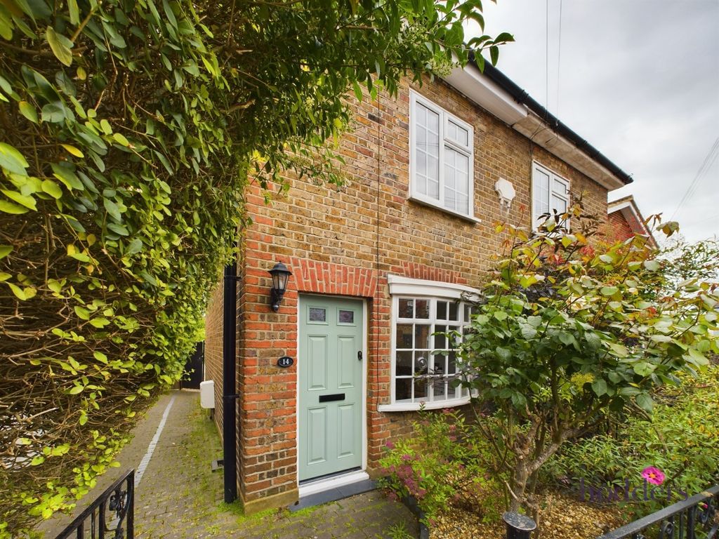 2 bed semidetached house for sale in Mead Lane, Chertsey, Surrey KT16