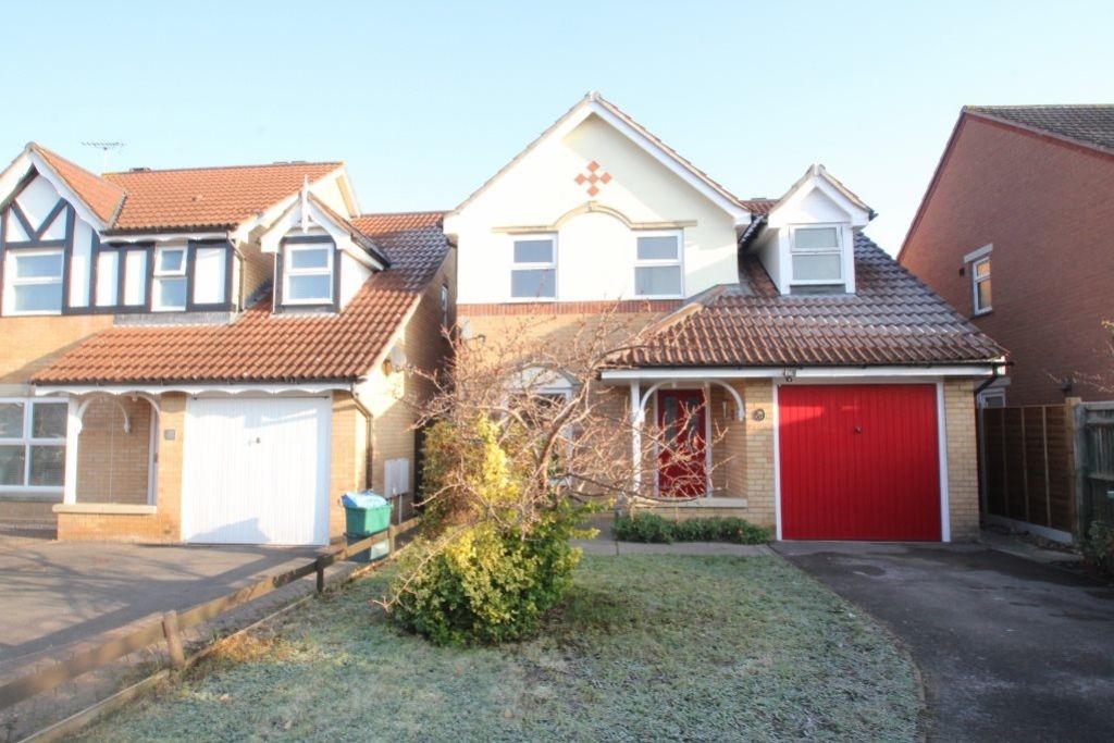 3 bed detached house to rent in Highclere Road, Quedgeley, Gloucester