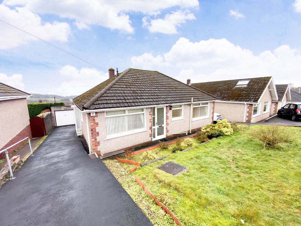 3 bed detached bungalow for sale in Gellifawr Road, Morriston, Swansea
