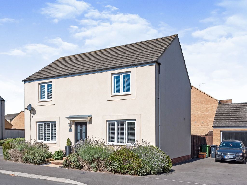 4 bed detached house for sale in Sanders Close, Swindon SN2 Zoopla