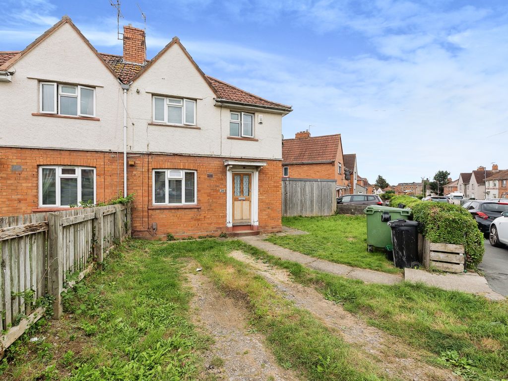 3 bed end terrace house for sale in Downton Road, Bristol, Somerset BS4