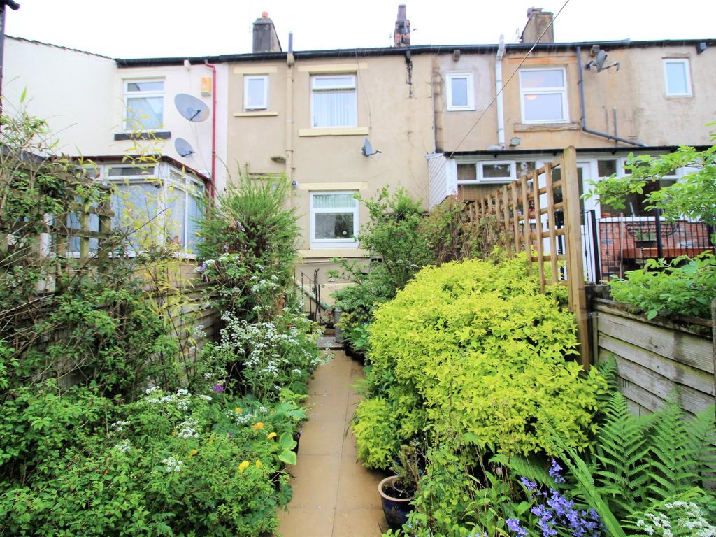 2 bed terraced house for sale in Dinting Vale, Glossop SK13 Zoopla