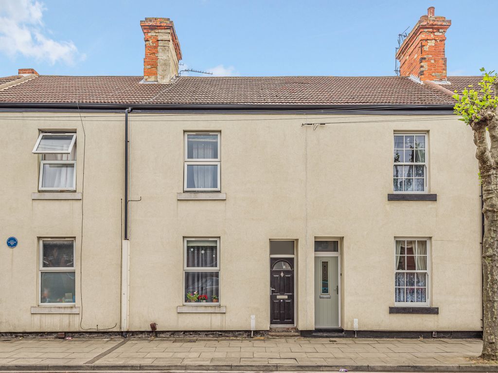 3 bed terraced house for sale in Victor Street, Grimsby DN32, £70,000