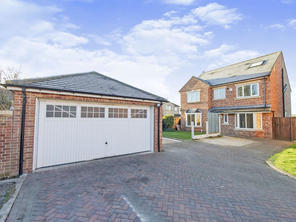 5 bed semidetached house for sale in Fitzwilliam Street, Kinsley