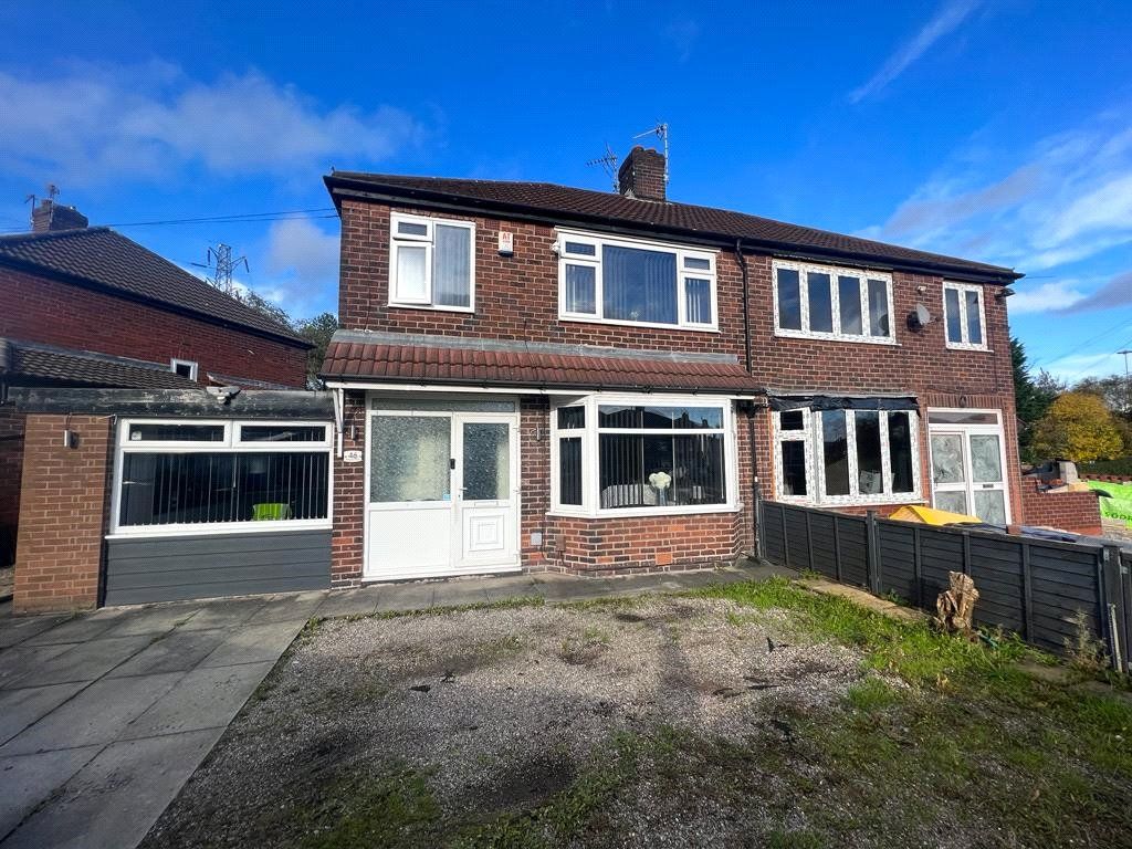 3 bed semidetached house for sale in Whitegate Road, Chadderton