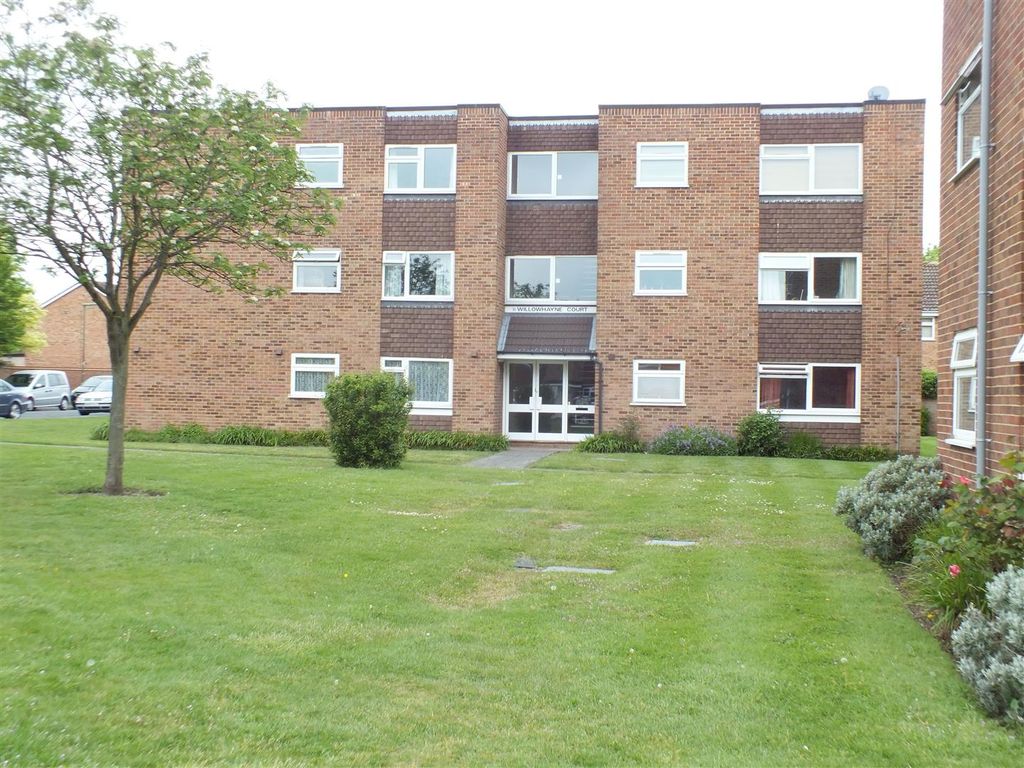 2 bed flat for sale in Willowhayne Court, Willowhayne Drive, Walton On