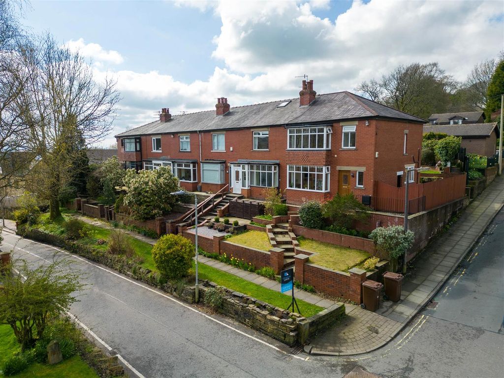 3 bed end terrace house for sale in Dundee Lane, Ramsbottom, Bury BL0