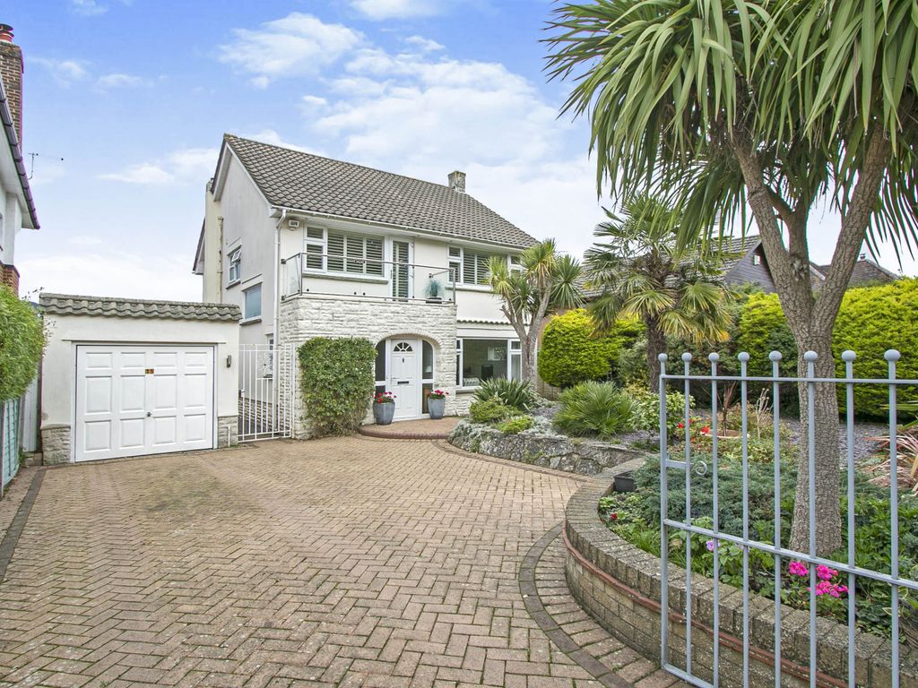 Headswell Avenue, Redhill, Bournemouth, Dorset BH10  