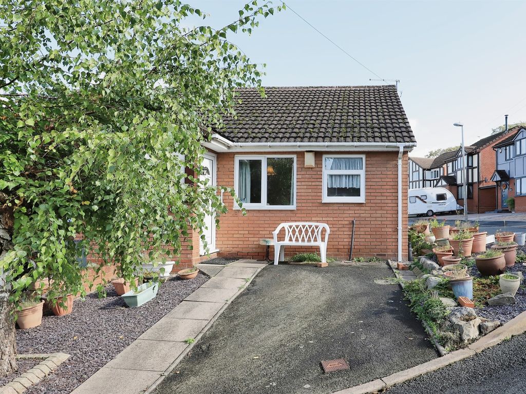 2 bed semidetached bungalow for sale in Carder Drive, Brierley Hill DY5, £160,000 Zoopla
