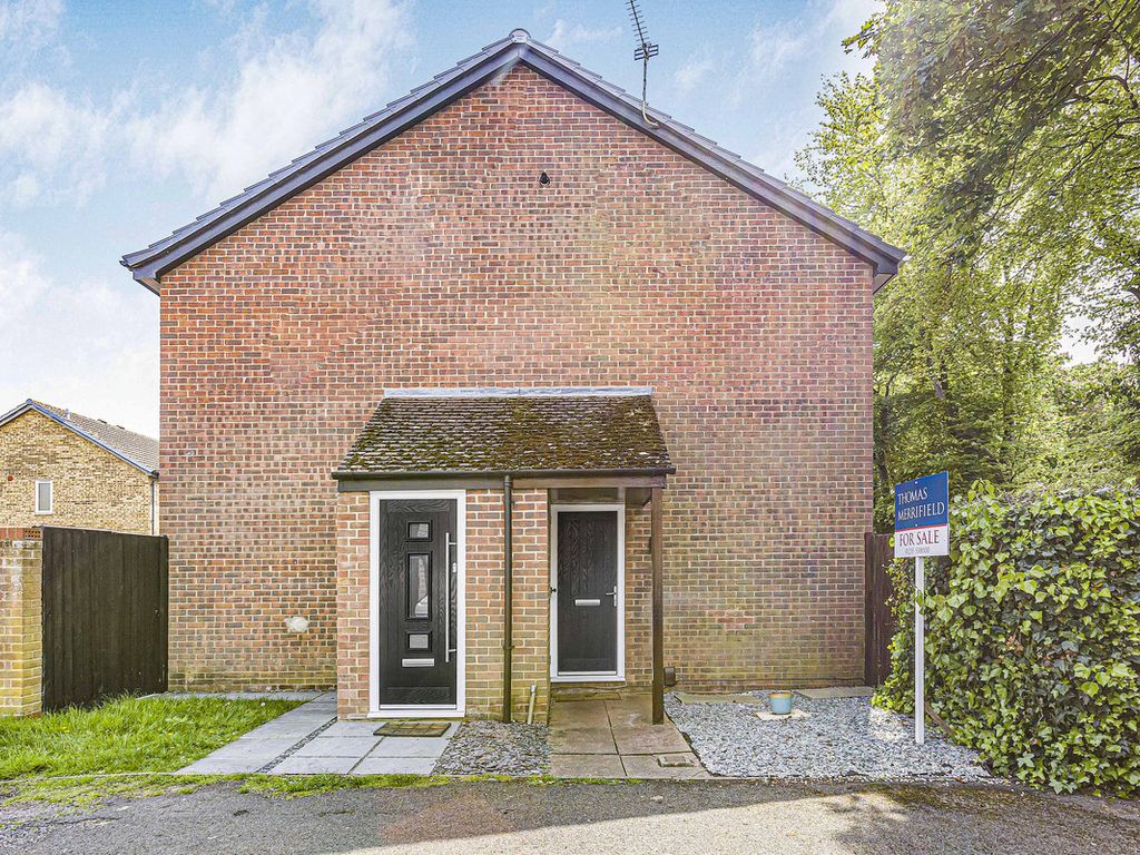 1 bed semidetached house for sale in Riley Close, Abingdon OX14, £