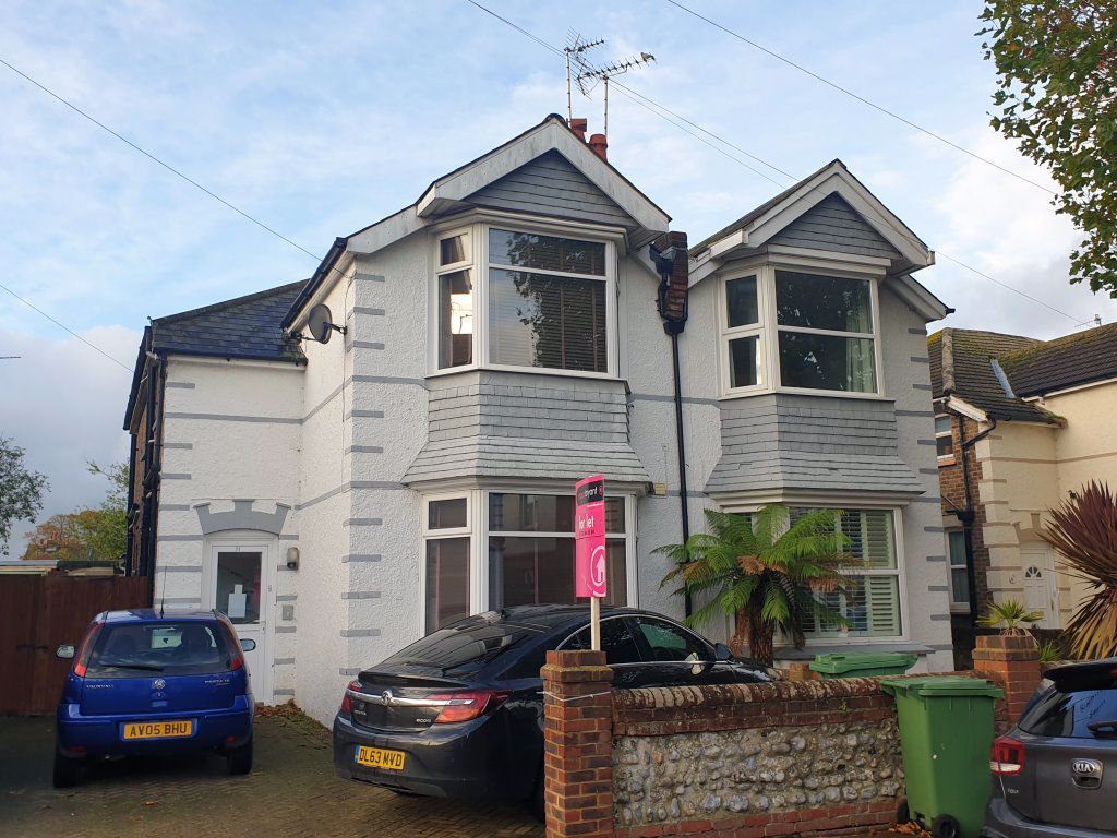 Room to rent in Ringwood Road, Eastbourne BN22 Zoopla