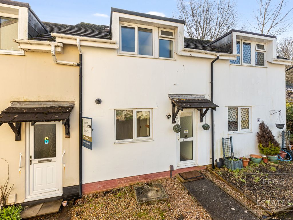 2 bed terraced house for sale in Kenton Brook Court, Torquay TQ2, £