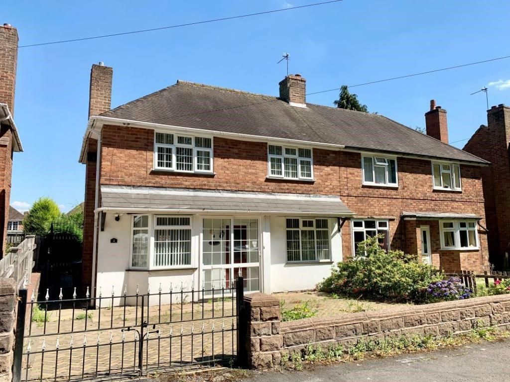 3 bed semidetached house for sale in Bronwen Road, Bilston WV14 Zoopla