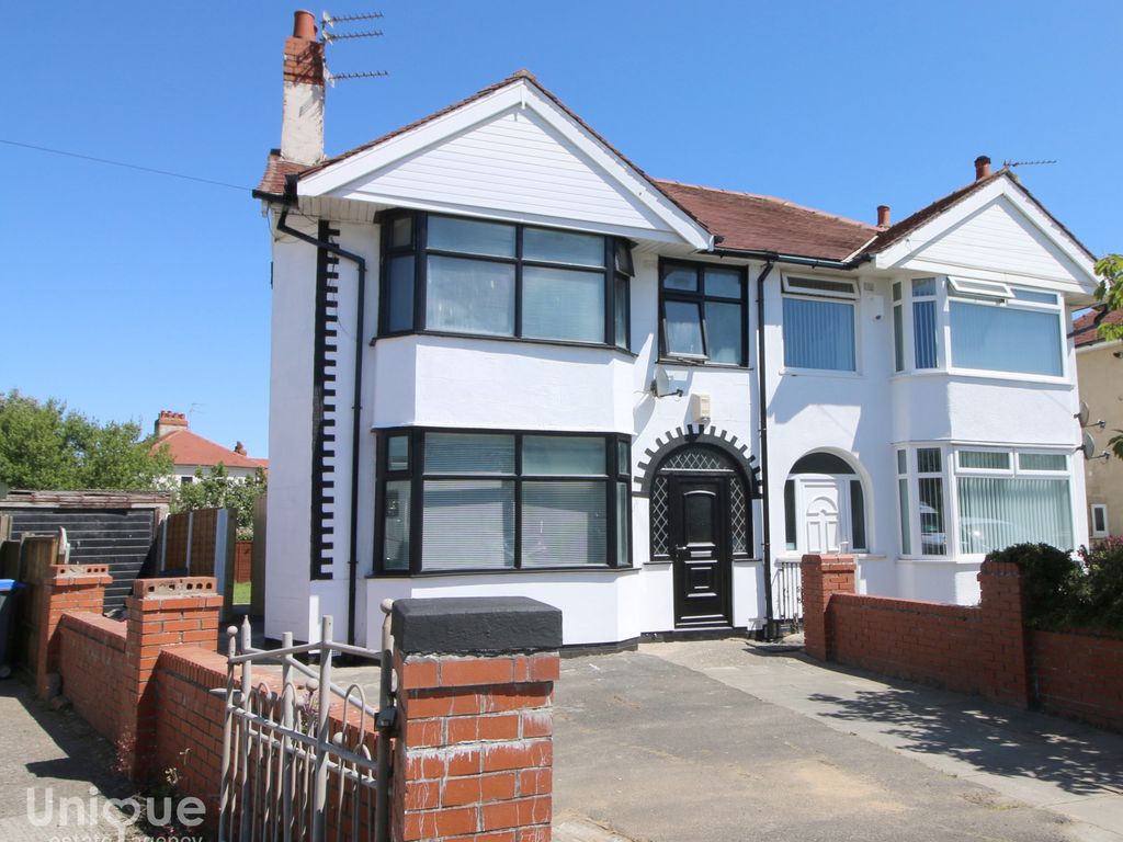 3 bed semidetached house for sale in Luton Road, ThorntonCleveleys