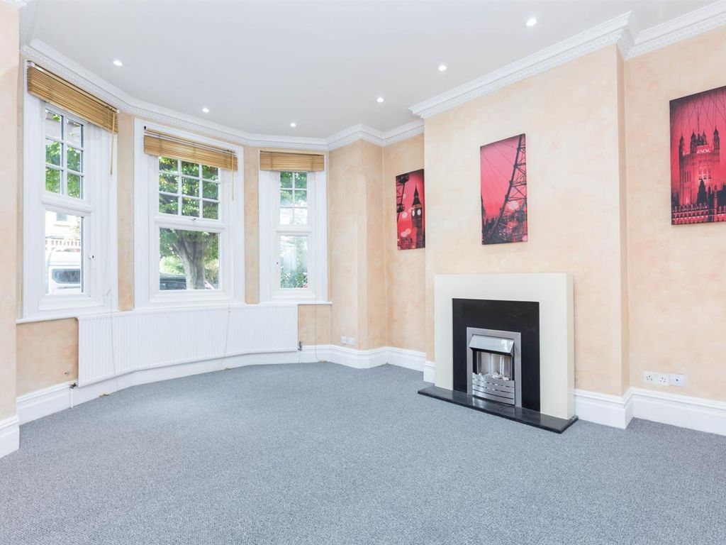 4 bed property to rent in Devonshire Road, Palmers Green N13 Zoopla