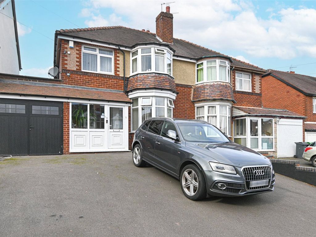 3 bed semidetached house for sale in Pitcairn Road, Bearwood B67, £