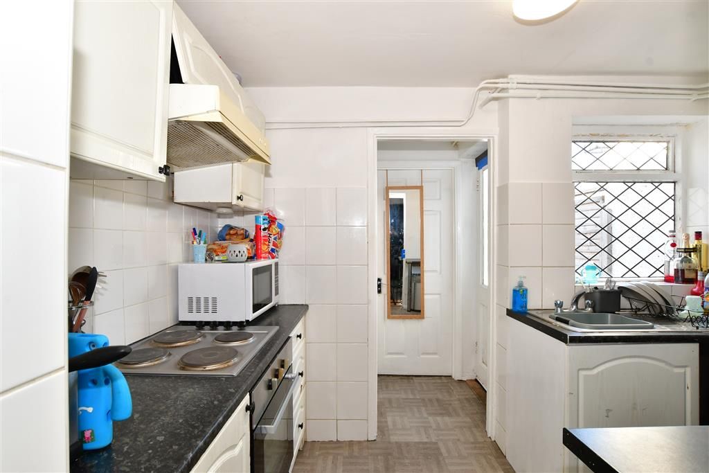 2 bed terraced house for sale in Rural Vale, Northfleet, Gravesend