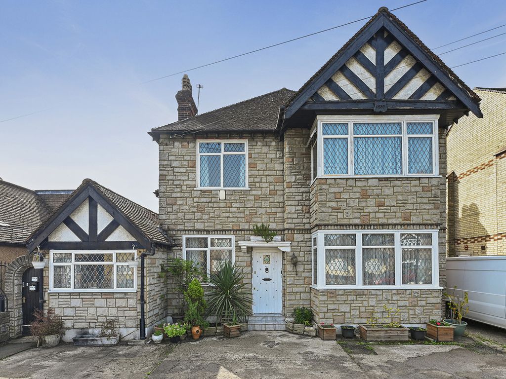 8 bed detached house for sale in Sinclair Road, London E4, £1,000,000