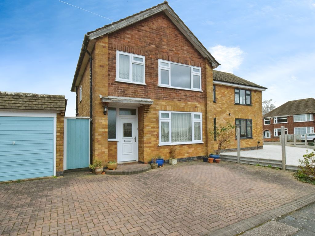 3 bed semidetached house for sale in Westgate Avenue, Birstall