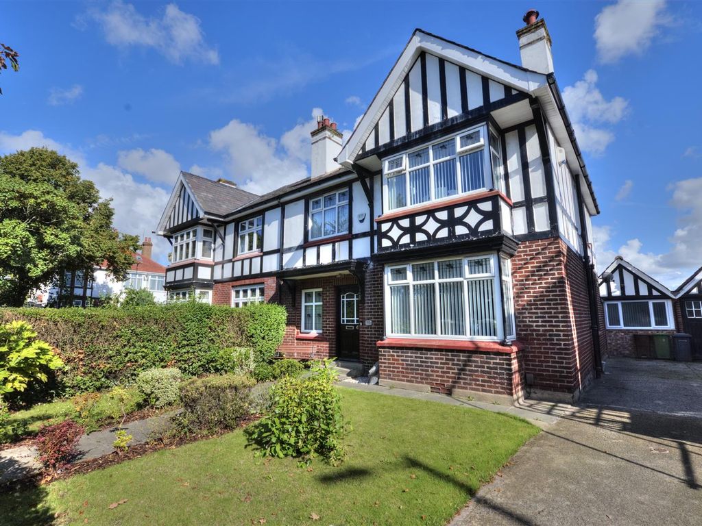 4 bed semidetached house for sale in Liverpool Road, Great Crosby