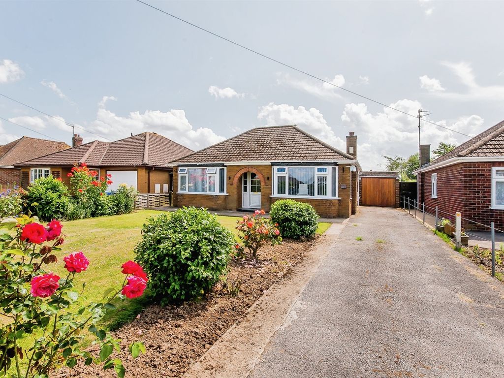 2 bed detached bungalow for sale in Blackthorn Lane, Boston PE21, £