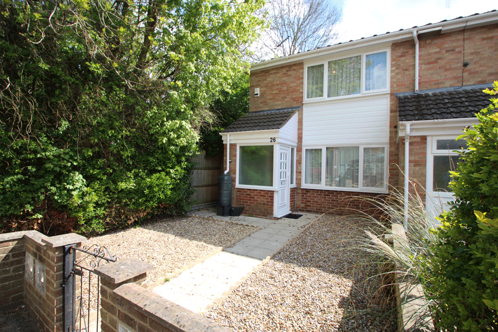 2 bed end terrace house to rent in Lime Grove, Cosham, Portsmouth PO6