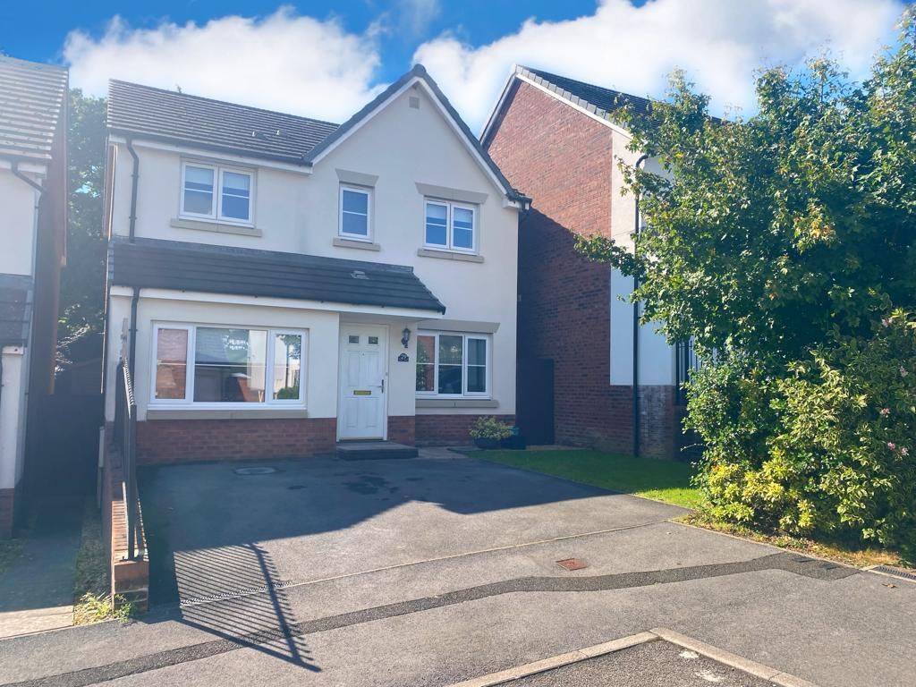 4 bed detached house for sale in Clos Y Wern, Pontarddulais, Swansea
