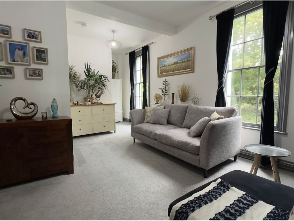 2 bed for sale in Castle Hill Road, Hastings TN34, £255,000