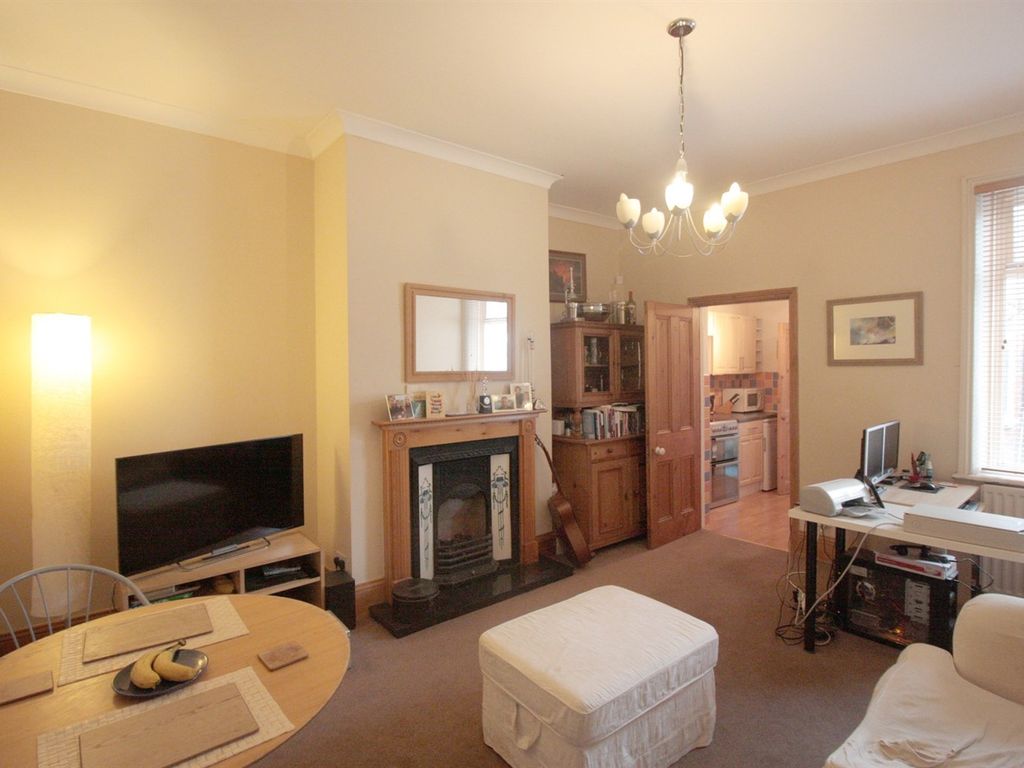 2 bed flat to rent in Doncaster Road, Sandyford, Newcastle Upon Tyne