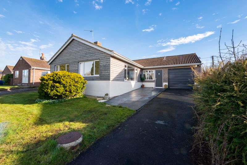 3 bed bungalow for sale in Oakwood Drive, Iwerne Minster, Blandford