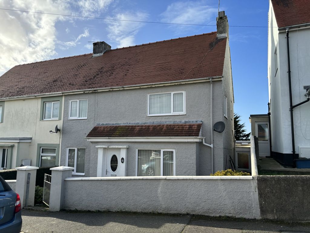 3 bed semidetached house for sale in Riverside Avenue, Neyland