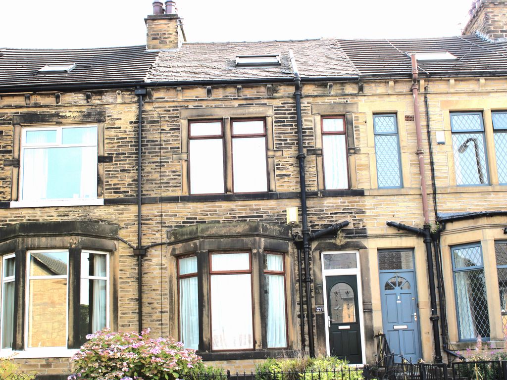 3 bed terraced house to rent in Norman Lane, Bradford BD2, £950 pcm