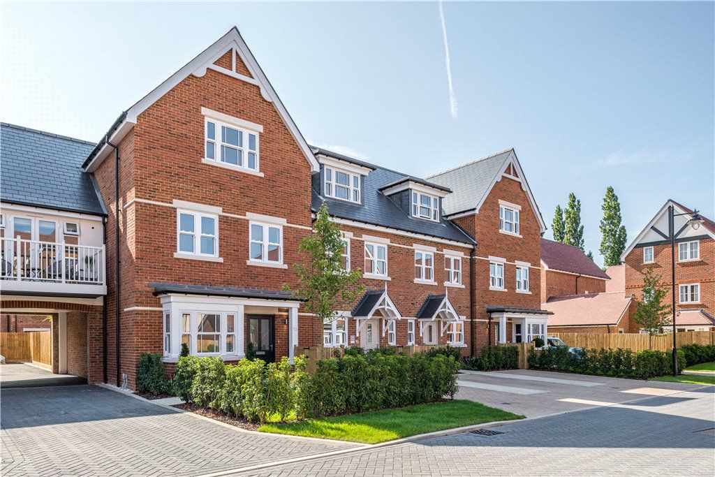 New home, 4 bed terraced house for sale in Cavendish Meads, Sunninghill, Ascot SL5, £879,500