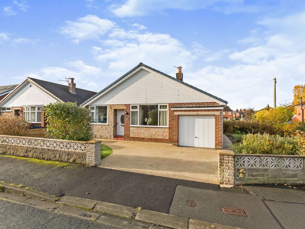 3 bed bungalow for sale in Claytongate, Coppull, Chorley PR7 Zoopla
