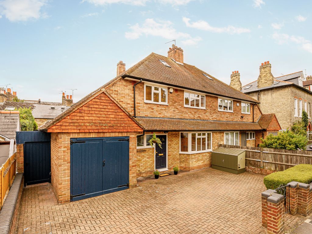 4 bed semidetached house for sale in Grange Park, London W5, £