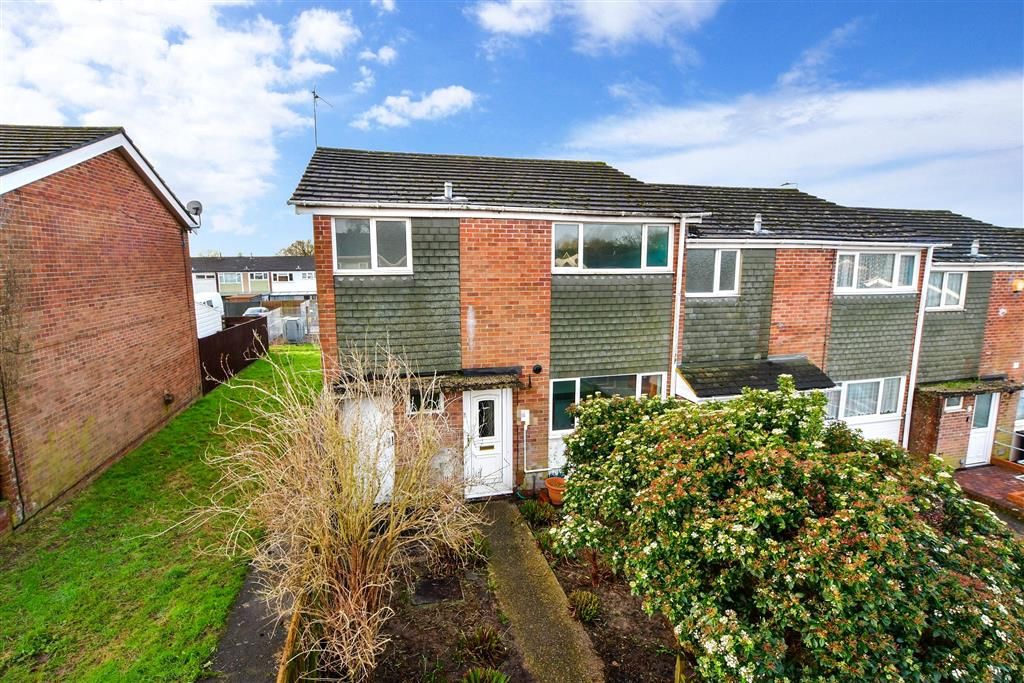 3 bed end terrace house for sale in Pyle Close, Waterlooville, Hampshire PO8, £220,000 Zoopla