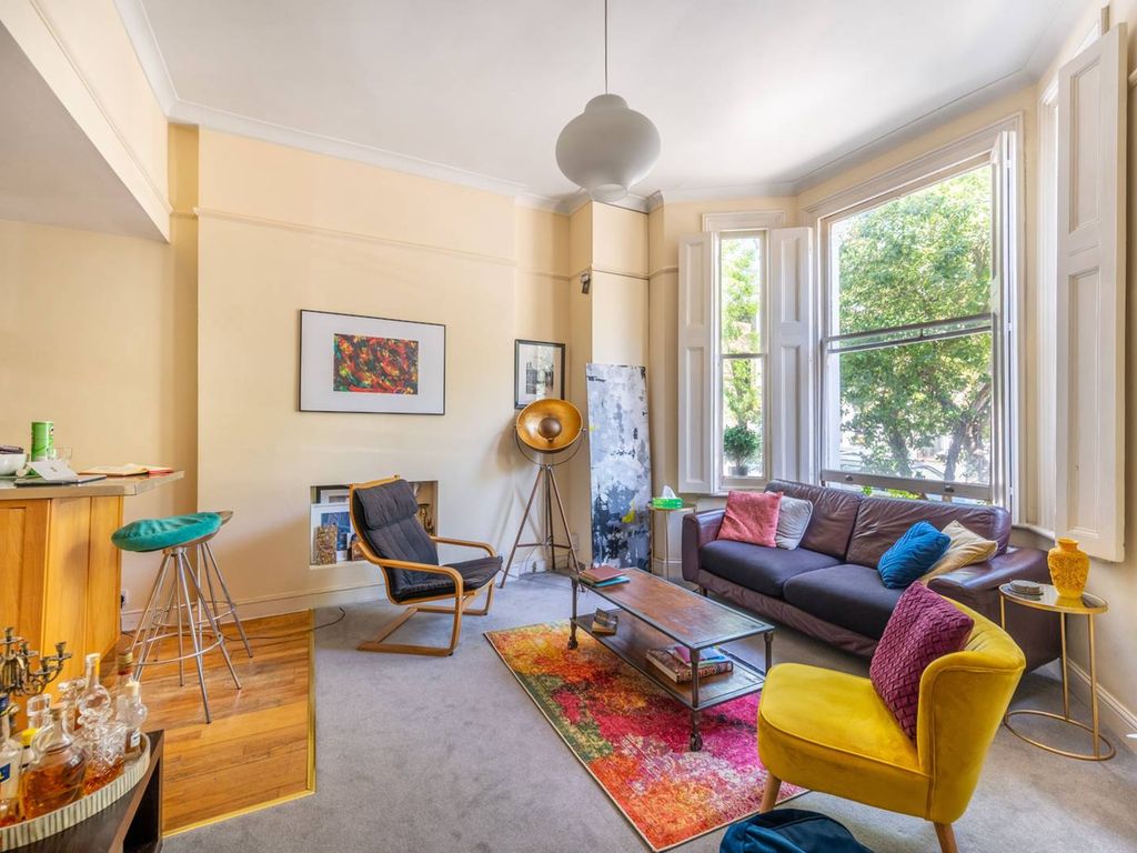 2 bed flat for sale in Aldridge Road Villas, Notting Hill, London W11