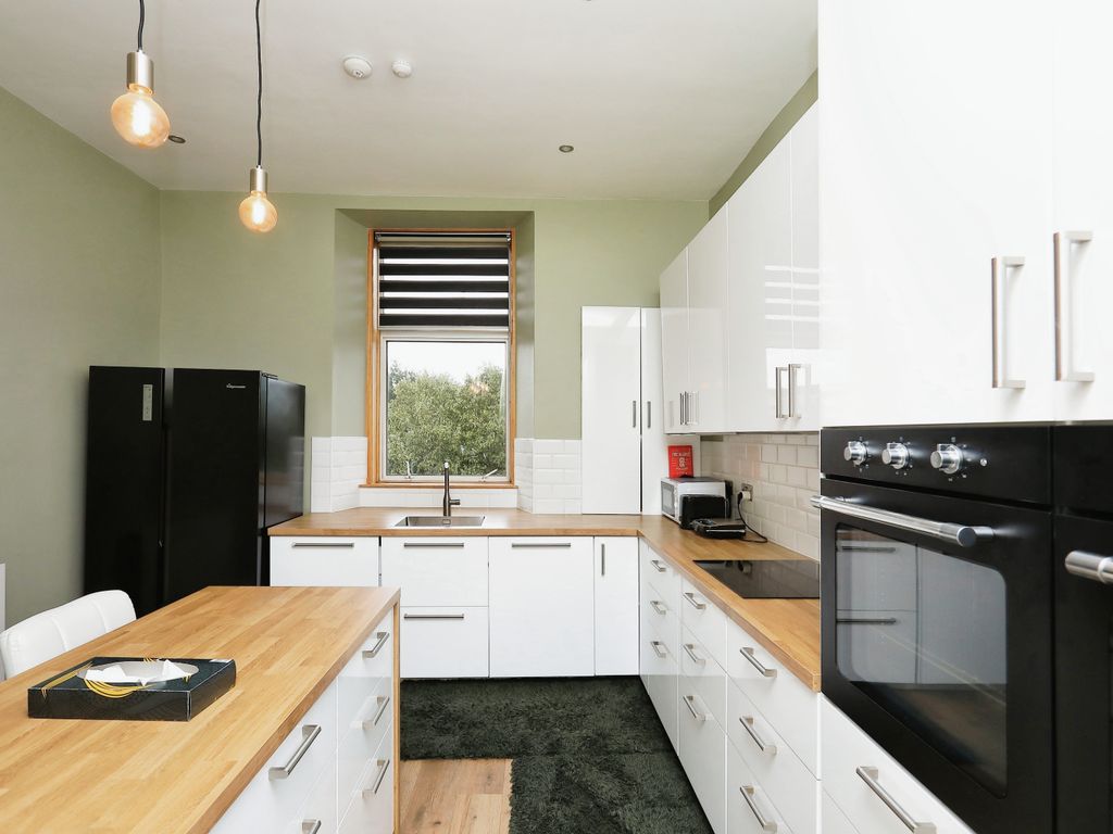 3 bed flat for sale in Espedair Street, Paisley PA2, £170,000 Zoopla