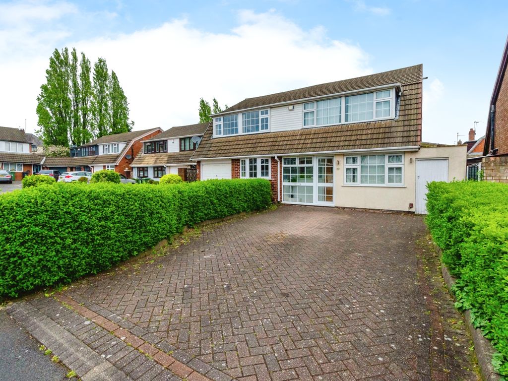 3 bed semidetached house for sale in Williams Close, Willenhall, West