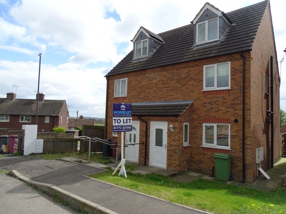 3 bed semidetached house to rent in Haworth Close, Alfreton, Mickley