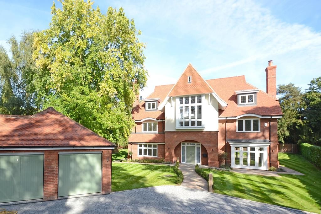 6 bed detached house to rent in Old Woking Road, Woking GU22 Zoopla