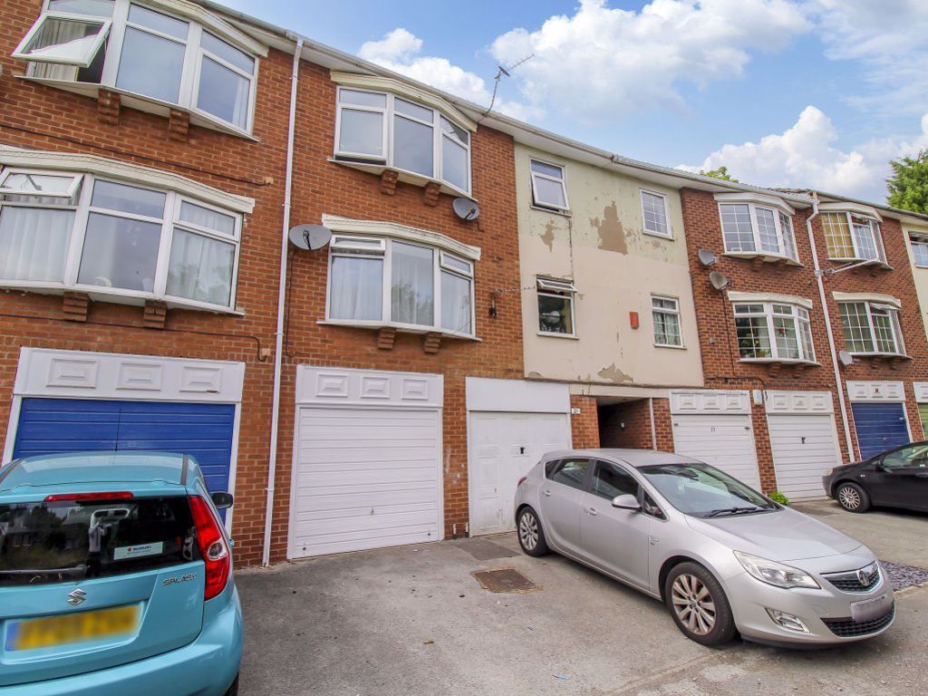 2 bed flat to rent in Belvoir Lodge, Carlton, Nottingham NG4 Zoopla