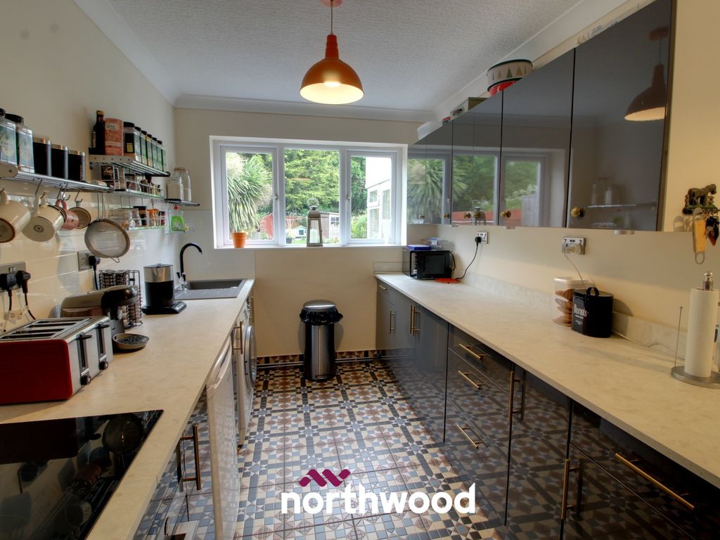 3 bed semidetached house for sale in Mayfield Avenue, Stainforth, Doncaster DN7, £130,000 Zoopla