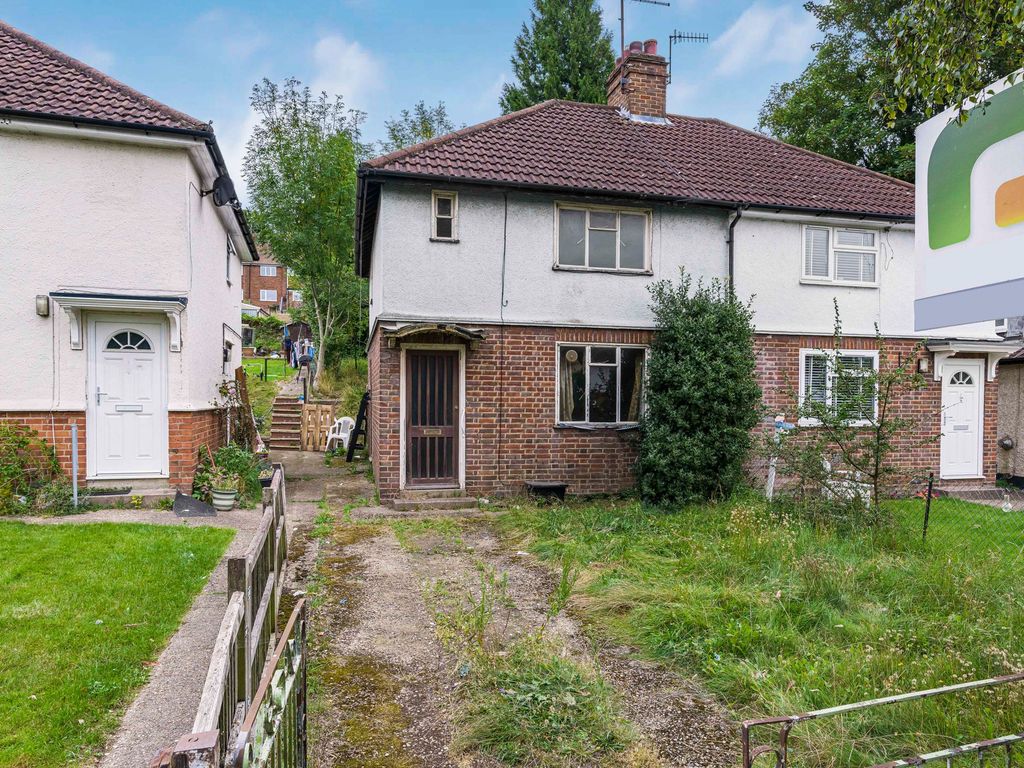 2 bed semidetached house for sale in Bowerdean Road, High HP13