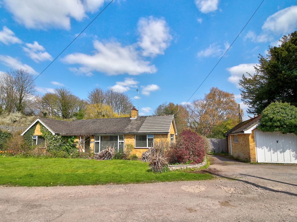 2 bed detached bungalow for sale in Bexmoor, The Street, Old Basing