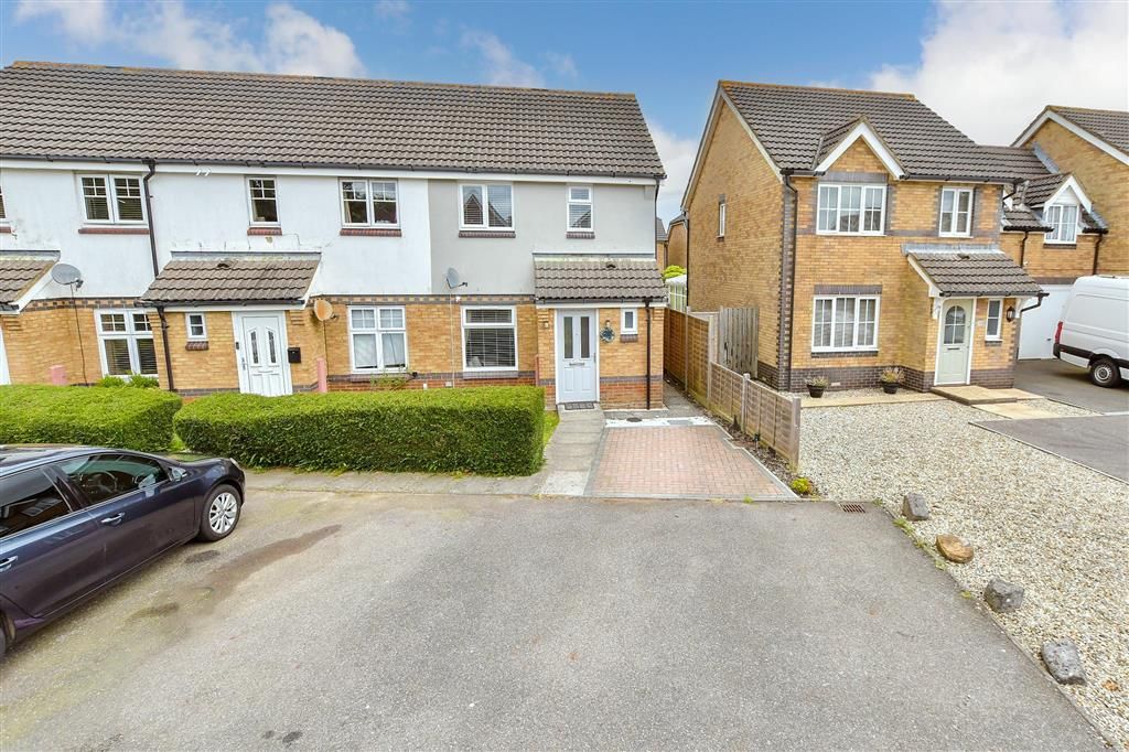 2 bed end terrace house for sale in Orr Close, Hawkinge, Folkestone